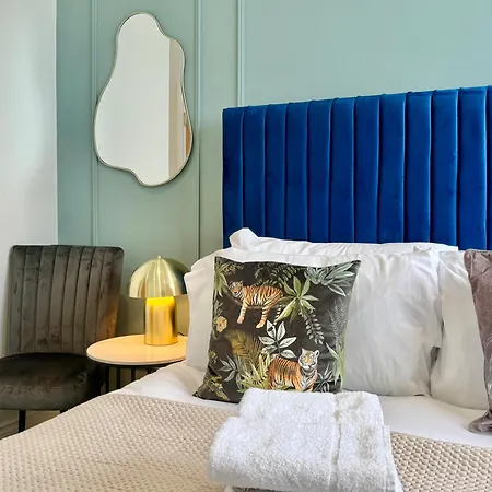 The Seaview Lookout - With Free Parking *