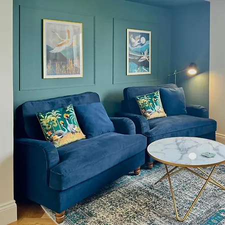 The Seaview Lookout - With Free Parking 아파트 *