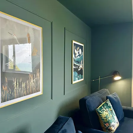 The Seaview Lookout - With Free Parking *