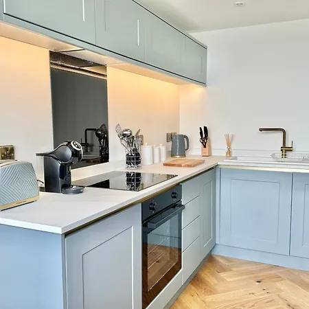 The Seaview Lookout - With Free Parking * Скарборо